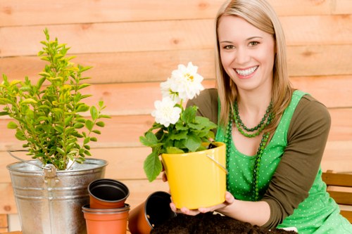 Legal governing law and compliance notes for landscaping service terms